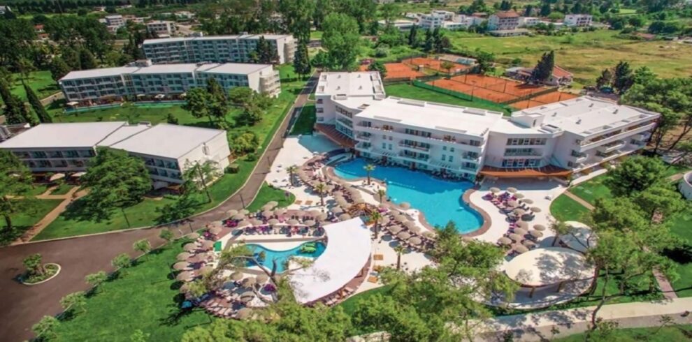 Azul-Beach-Resort-Montenegro-by-Karisma-